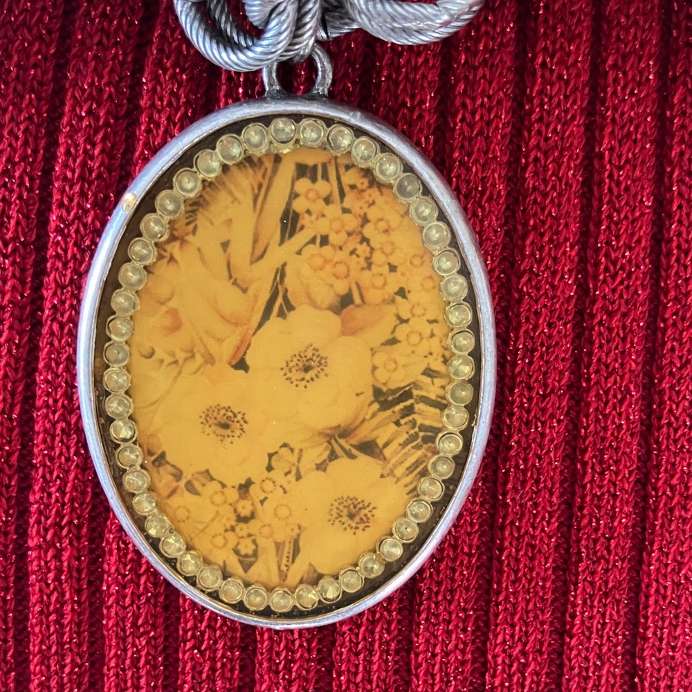 Elegant Silver and Gold Charm Necklace - Picture 2 of 8
